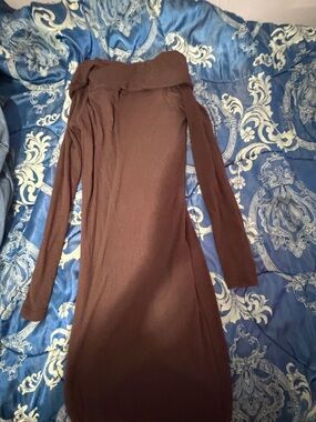 Off-Shoulder Long Sleeve Bodycon Dress - Brown